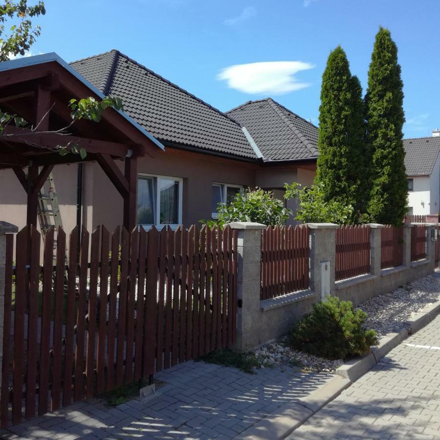 Ji Apartment Modřice المظهر الخارجي الصورة